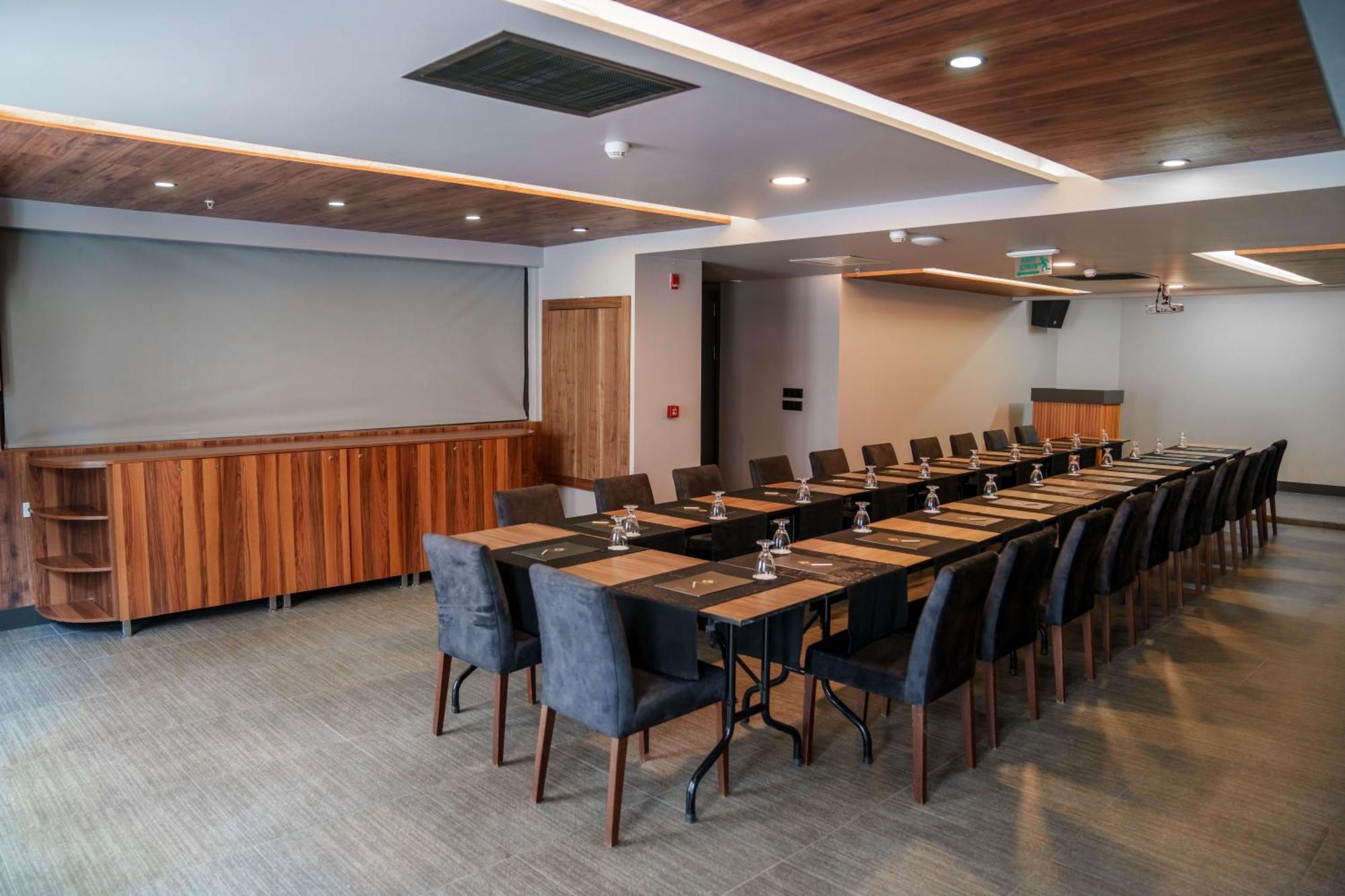Sennacity Hotel Эскишехир Экстерьер фото