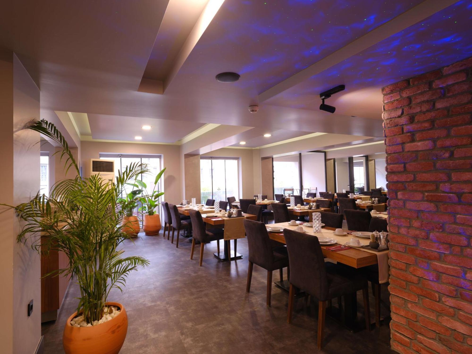 Sennacity Hotel Эскишехир Экстерьер фото
